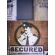 Zestaw offsetowy litografii Banksy'ego o wymiarach 50x35 cm z podpisem, wydanie POW